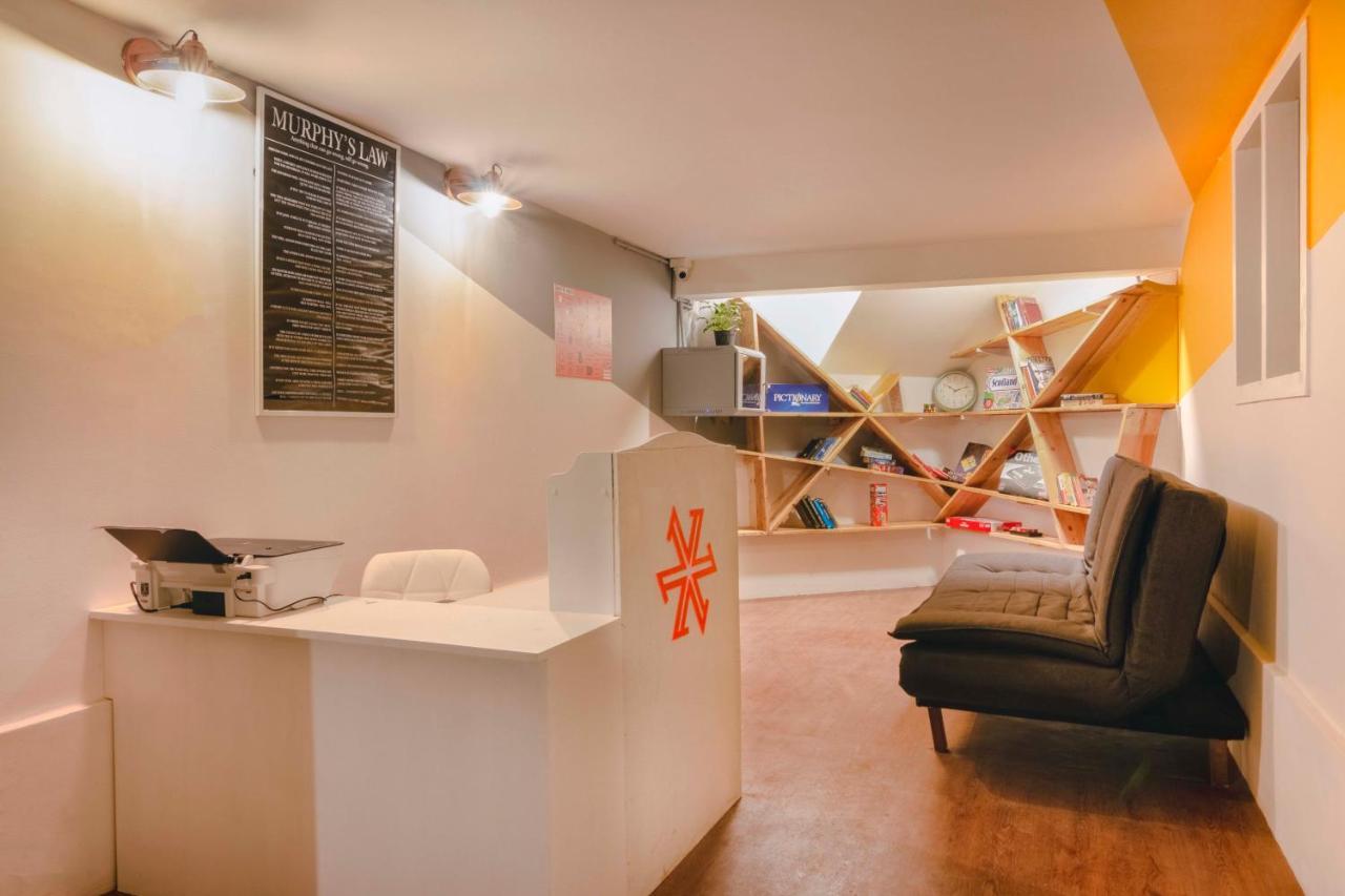 Zostel Bangalore- Indiranagar Экстерьер фото